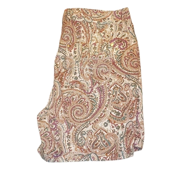 BANDOLINO SHORTS - Picture 3 of 8